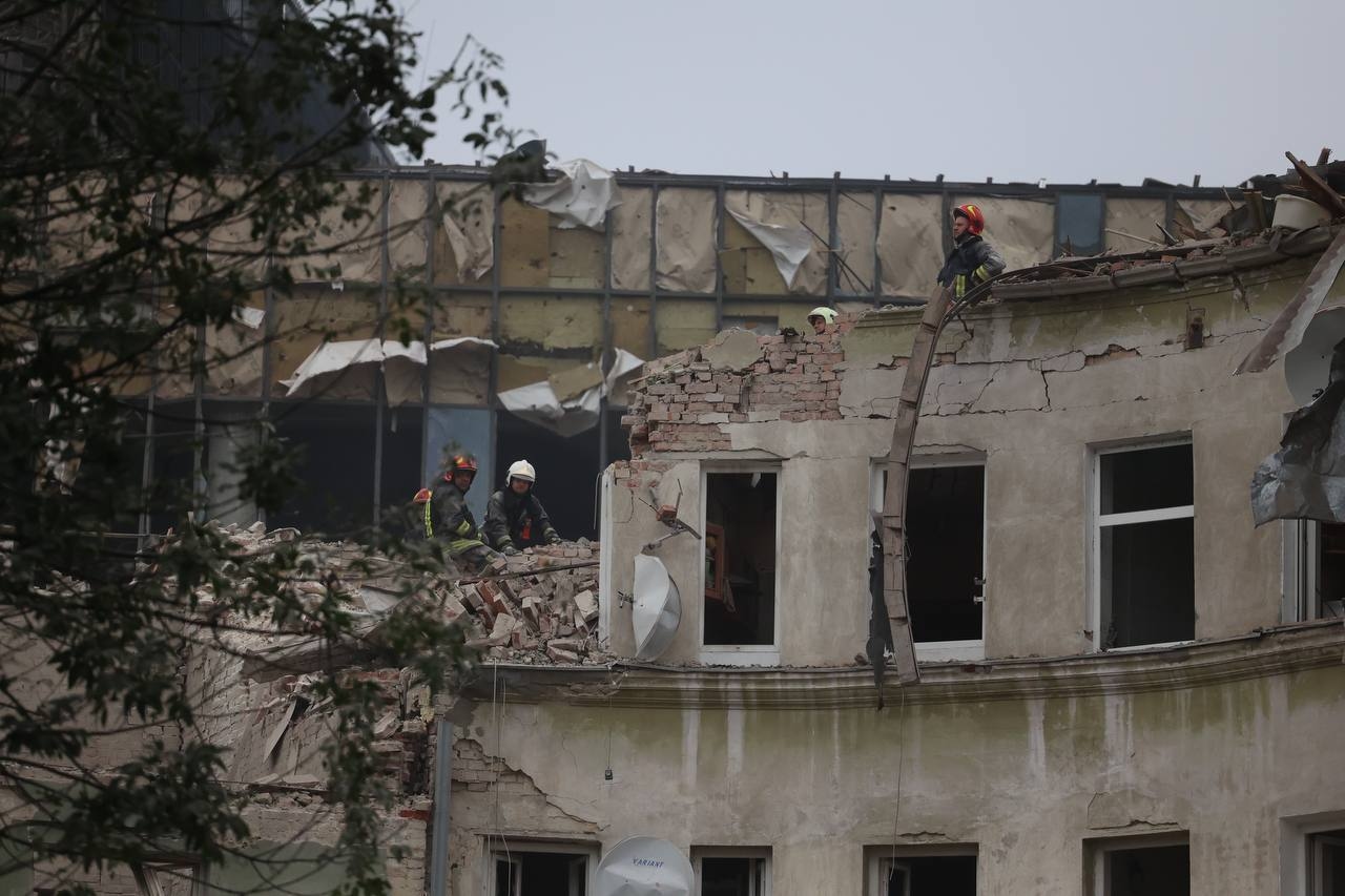 Последствия ракетного удара по Львову