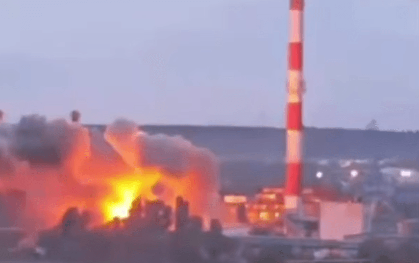 Фото: момент удара HIMARS по ТЭЦ в Белгороде, 28.09.2025 / соцсети