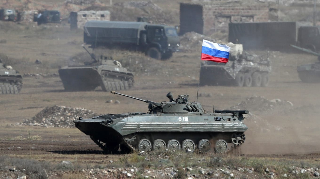 «Холодная война на наших глазах становится реальностью». НАТО официально провозглашает Россию главной угрозой