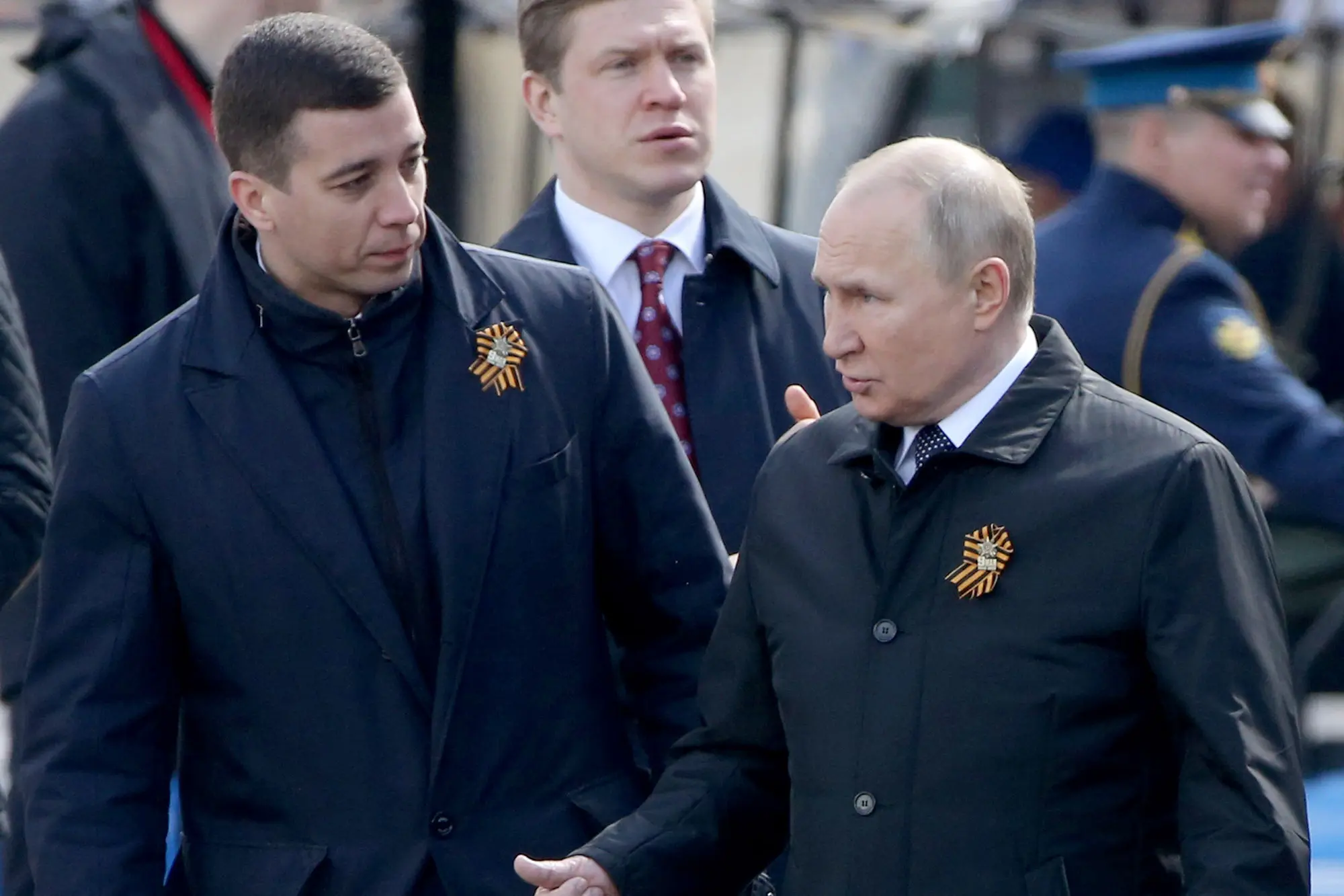 Дмитрий Ковалёв и Путин во время парада